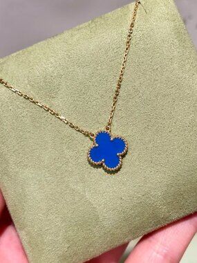 ✅✨Van cleef & Arpels✅✨ Vintage Alhambra Necklace✅✨